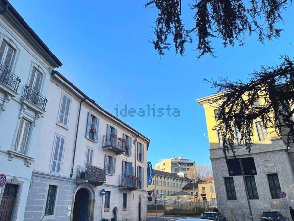appartamento in affitto a Monza in zona Centro Storico
