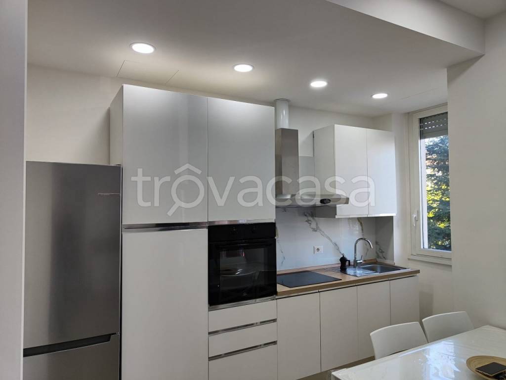 appartamento in affitto a Monza in zona Centro Storico