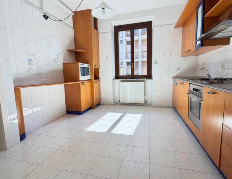 appartamento in affitto a Monza in zona Centro Storico