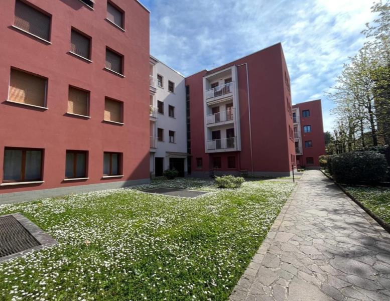 appartamento in affitto a Monza in zona Centro Storico