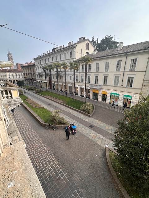 ufficio in affitto a Monza in zona Centro Storico