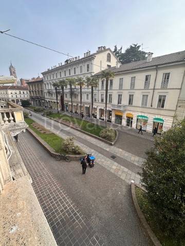 ufficio in affitto a Monza in zona Centro Storico