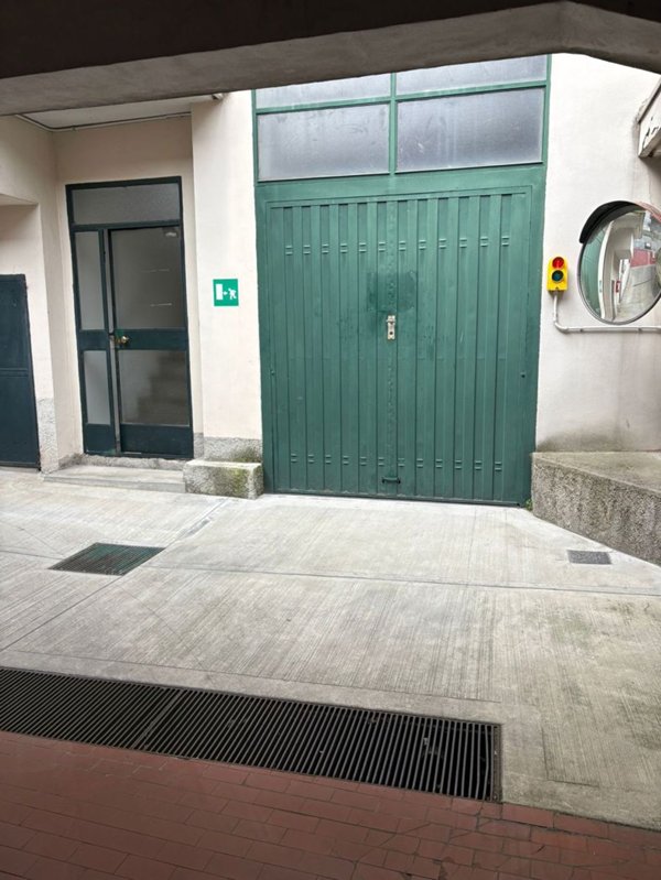 locale di sgombero in affitto a Monza