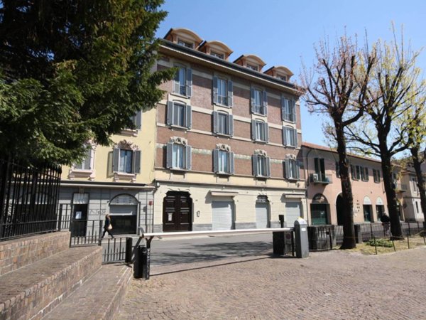 appartamento in affitto a Monza in zona Centro Storico