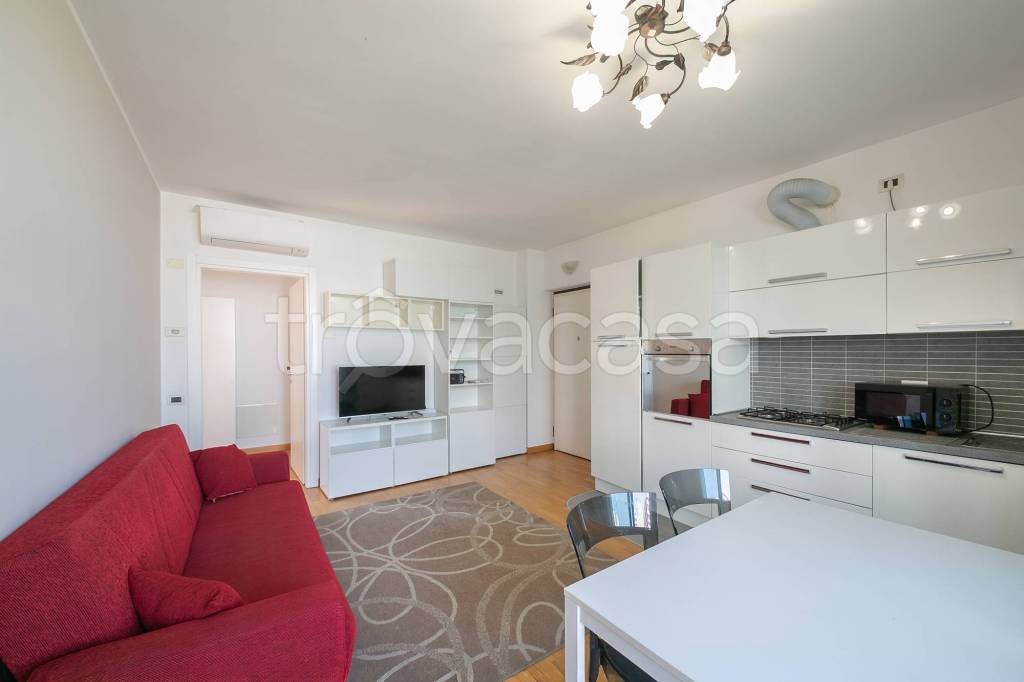 appartamento in affitto a Monza in zona Ospedale San Gerardo