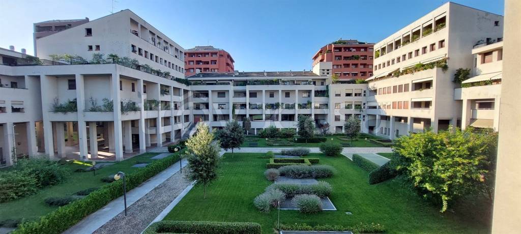 appartamento in affitto a Monza in zona Ospedale San Gerardo