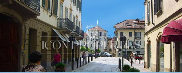 negozio in affitto a Monza in zona Centro Storico