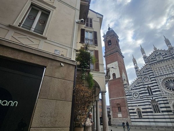 appartamento in affitto a Monza in zona Centro Storico