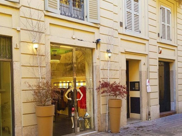 negozio in affitto a Monza in zona Centro Storico