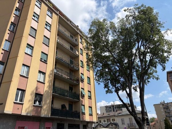 appartamento in affitto a Monza