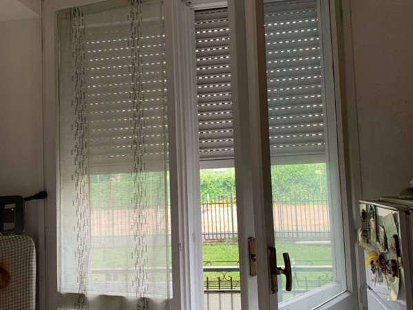 negozio in affitto a Monza