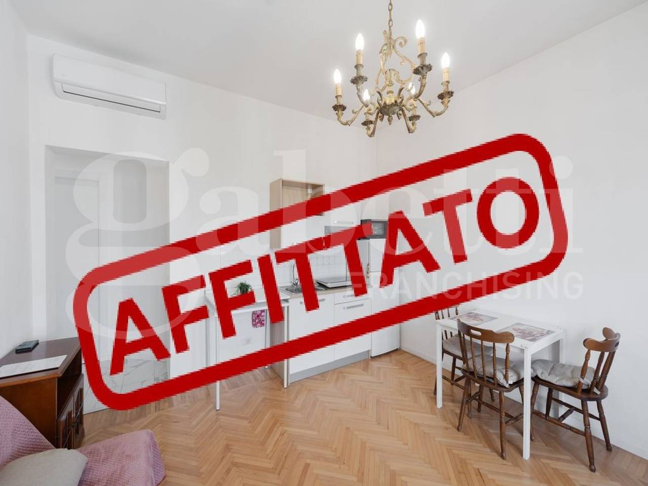 appartamento in affitto a Monza in zona Centro Storico