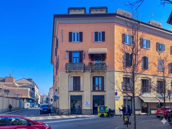 appartamento in affitto a Monza in zona Centro Storico