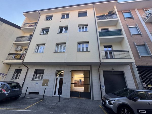 negozio in affitto a Monza in zona Centro Storico