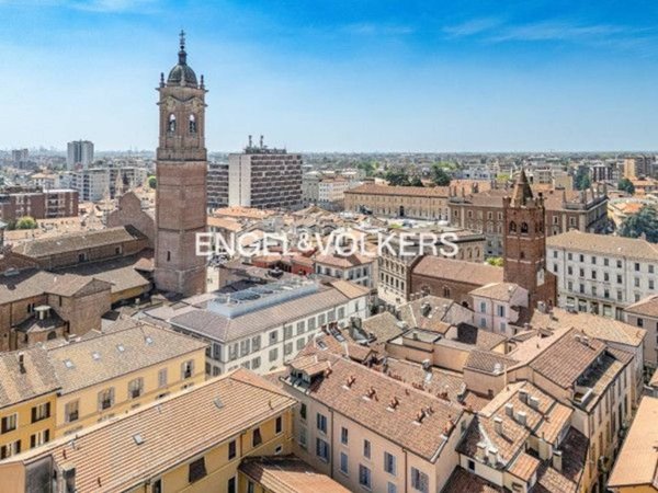 appartamento in affitto a Monza in zona Centro Storico