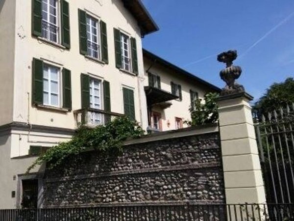 appartamento in affitto a Monza in zona Centro Storico