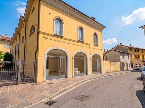 ufficio in affitto a Monza in zona Centro Storico