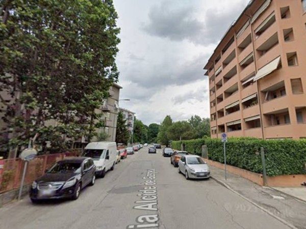 negozio in affitto a Monza