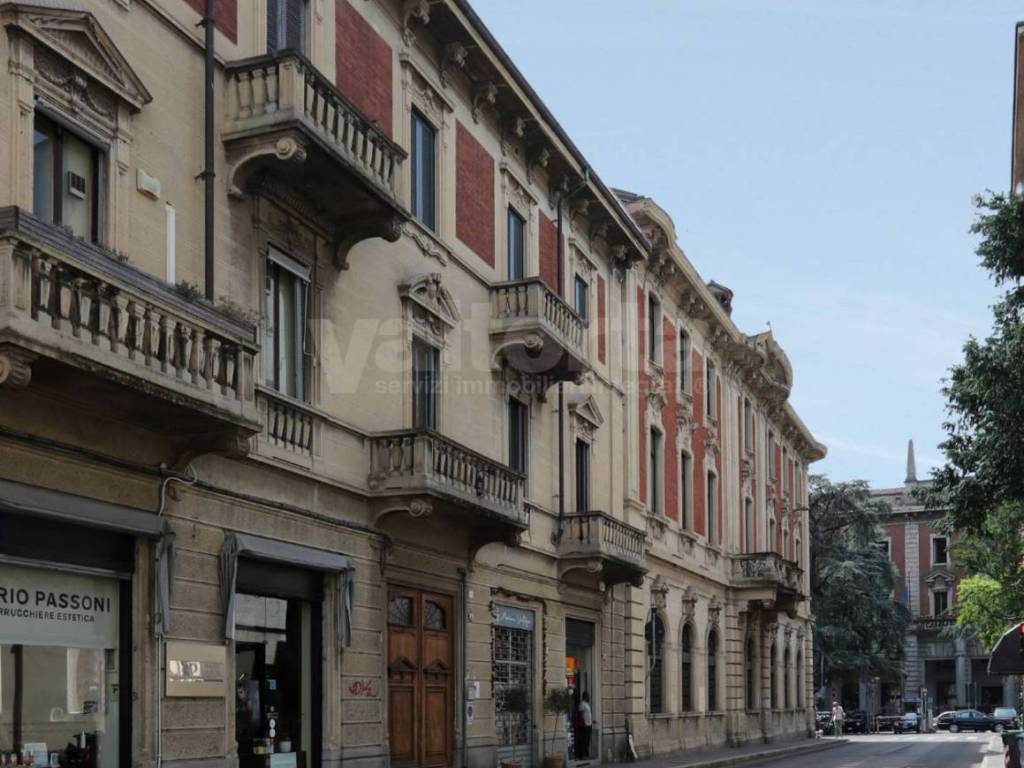 appartamento in affitto a Monza in zona Centro Storico