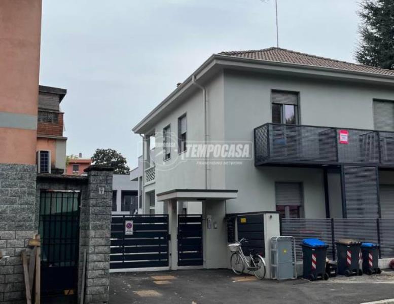appartamento in affitto a Monza in zona Centro Storico