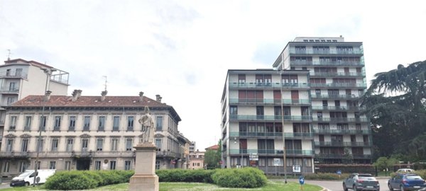 appartamento in affitto a Monza in zona Centro Storico