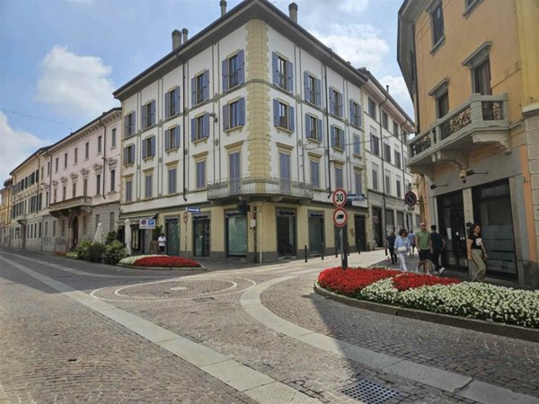 appartamento in affitto a Monza in zona Centro Storico
