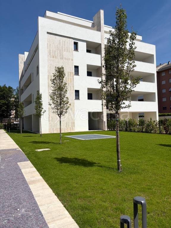 appartamento in affitto a Monza