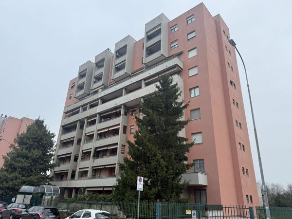 appartamento in affitto a Monza