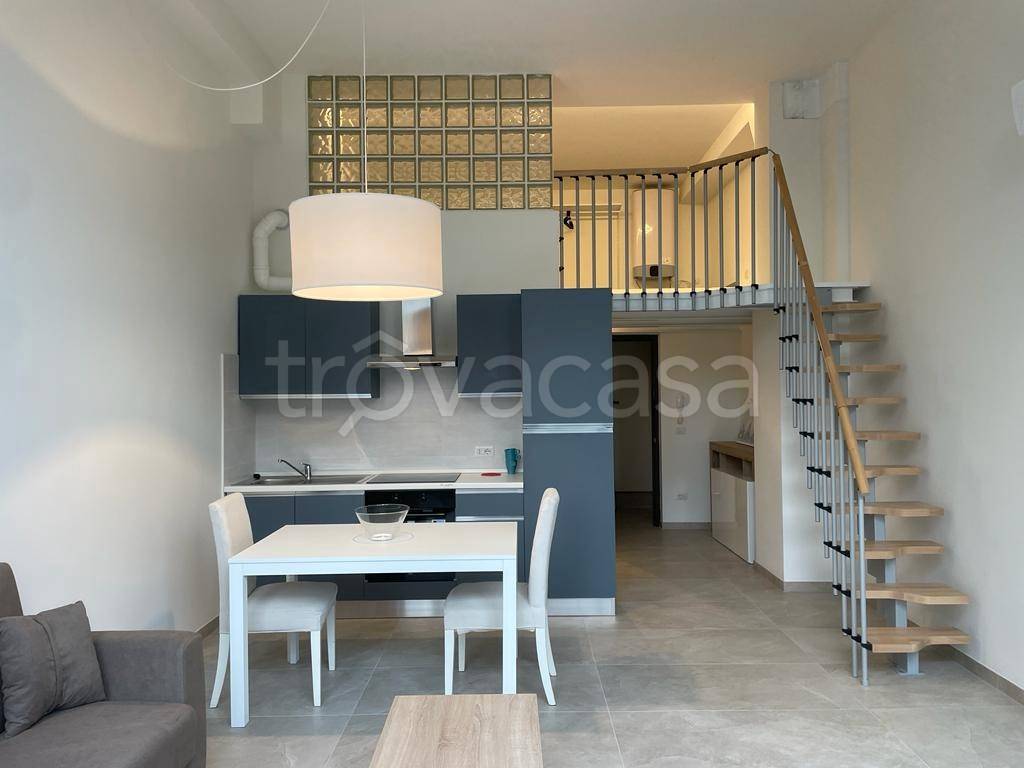 appartamento in affitto a Monza