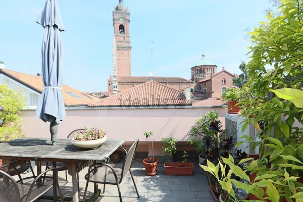 appartamento in affitto a Monza in zona Centro Storico