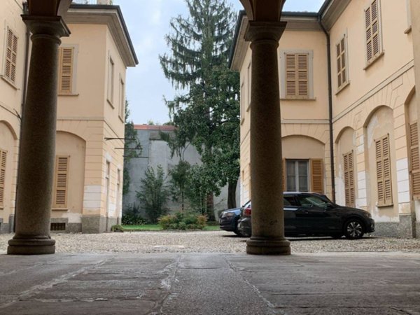 appartamento in affitto a Monza in zona Centro Storico