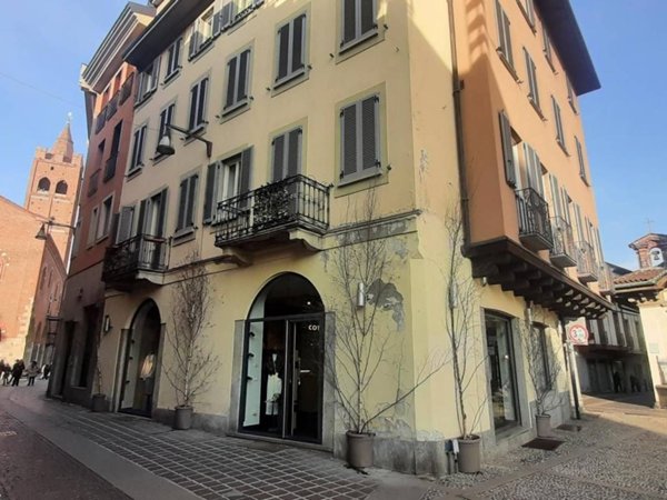 appartamento in affitto a Monza in zona Centro Storico