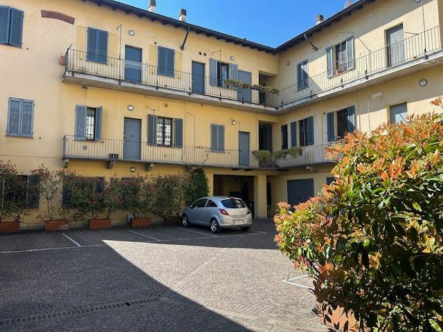 appartamento in affitto a Monza in zona Centro Storico