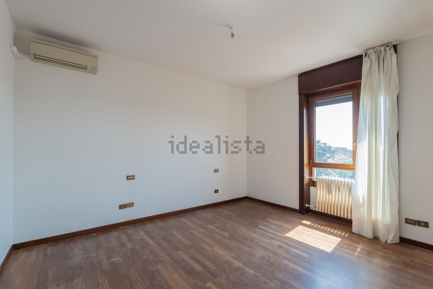 appartamento in affitto a Monza in zona Centro Storico