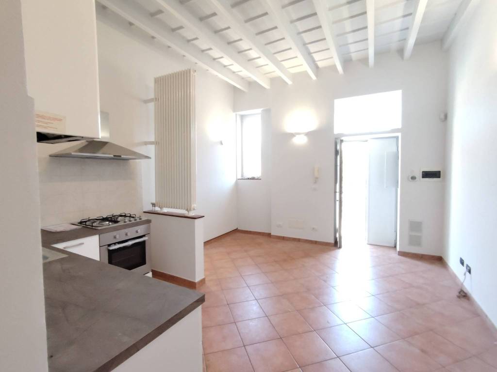 appartamento in affitto a Monza in zona Centro Storico