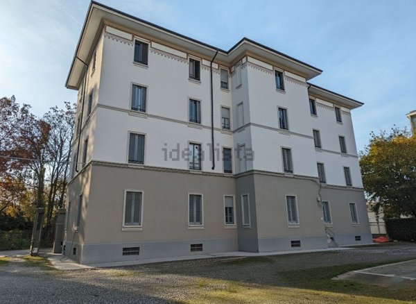 appartamento in affitto a Monza in zona Centro Storico