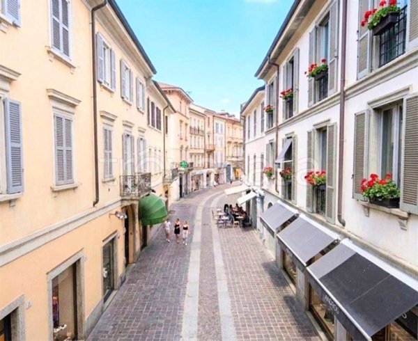appartamento in affitto a Monza in zona Centro Storico