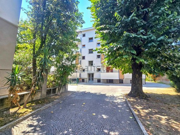 appartamento in affitto a Monza in zona Centro Storico