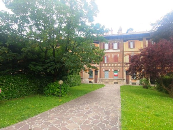 appartamento in affitto a Monza in zona Centro Storico