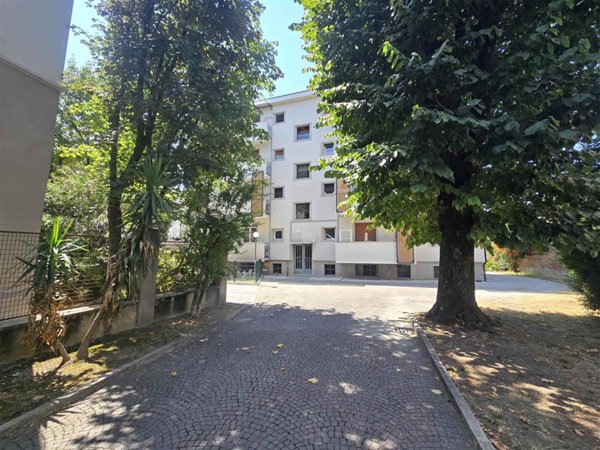 appartamento in affitto a Monza in zona Centro Storico