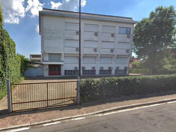 intera palazzina in affitto a Monza