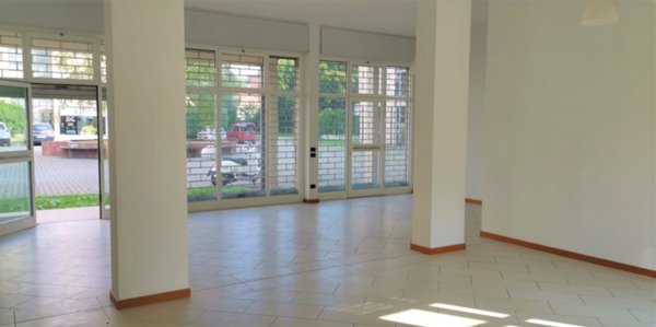 ufficio in affitto a Monza