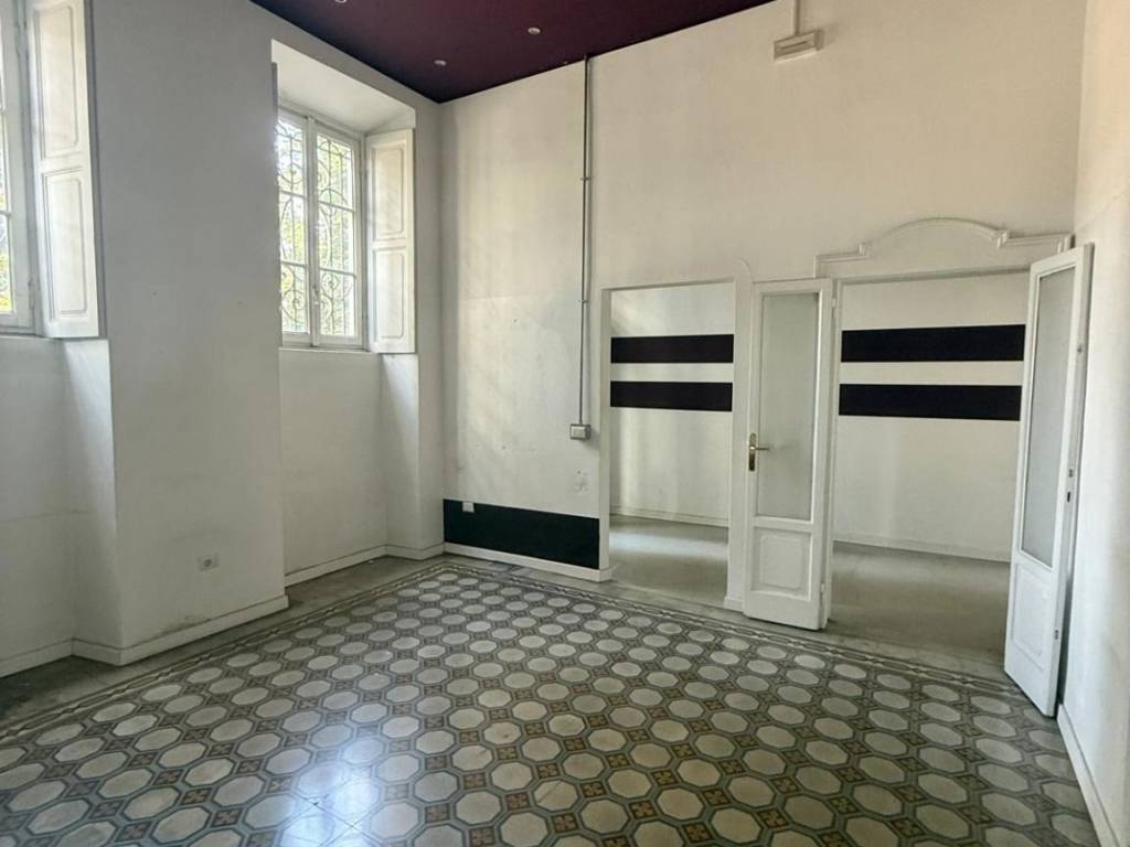 negozio in affitto a Monza in zona Centro Storico