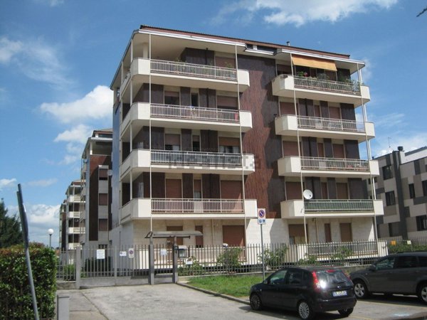 appartamento in affitto a Monza
