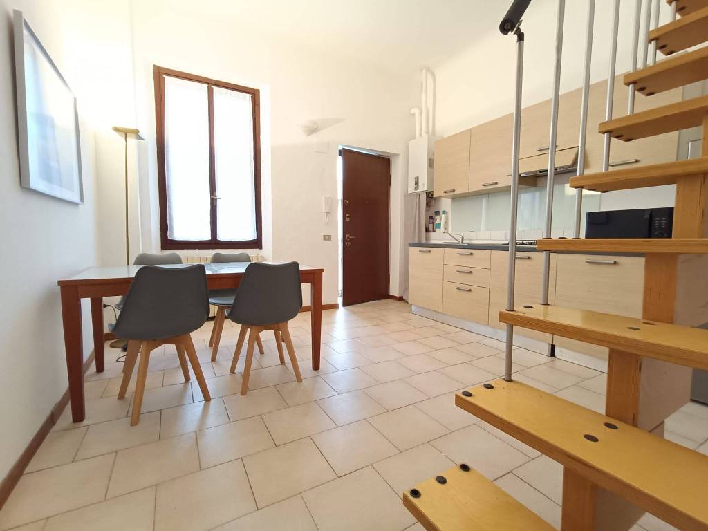 appartamento in affitto a Monza in zona Centro Storico