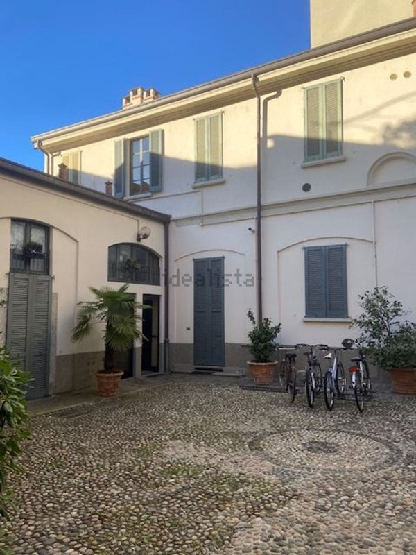 appartamento in affitto a Monza in zona Centro Storico