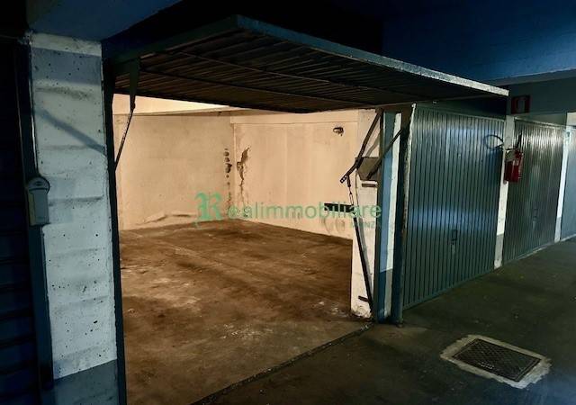 box auto in affitto a Monza