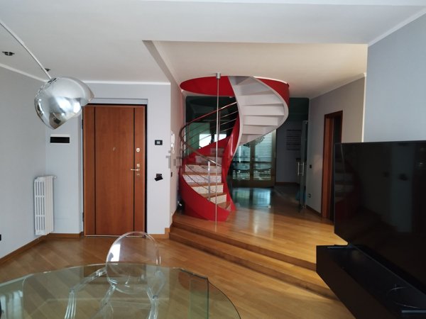 appartamento in affitto a Monza