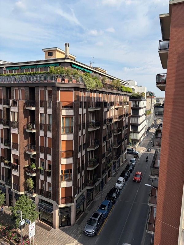 appartamento in affitto a Monza in zona Centro Storico