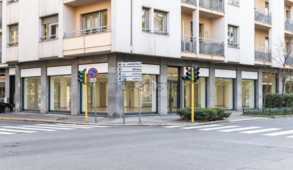 negozio in affitto a Monza in zona Centro Storico